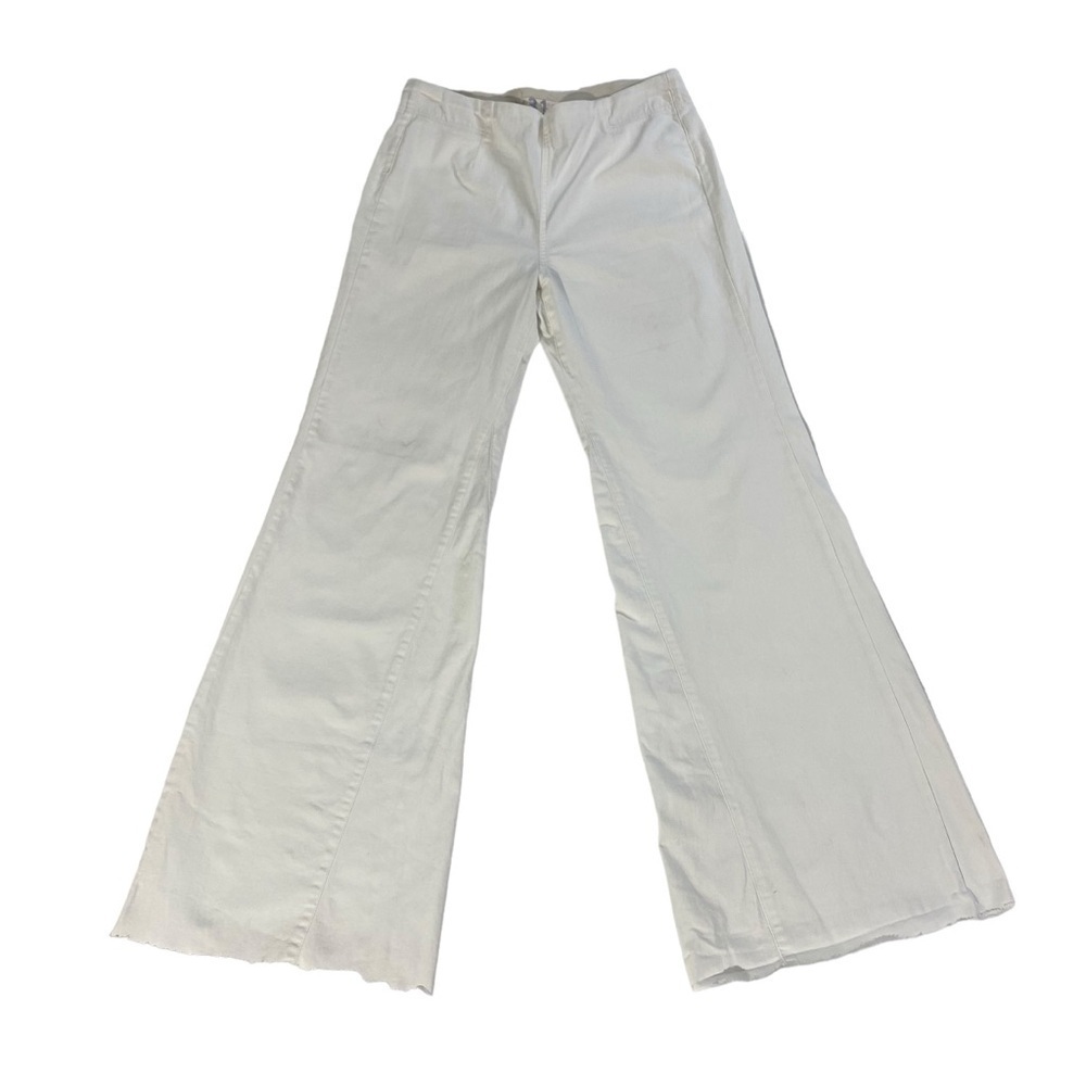 Free People We The Free White Flare Leg Jeans Size 31